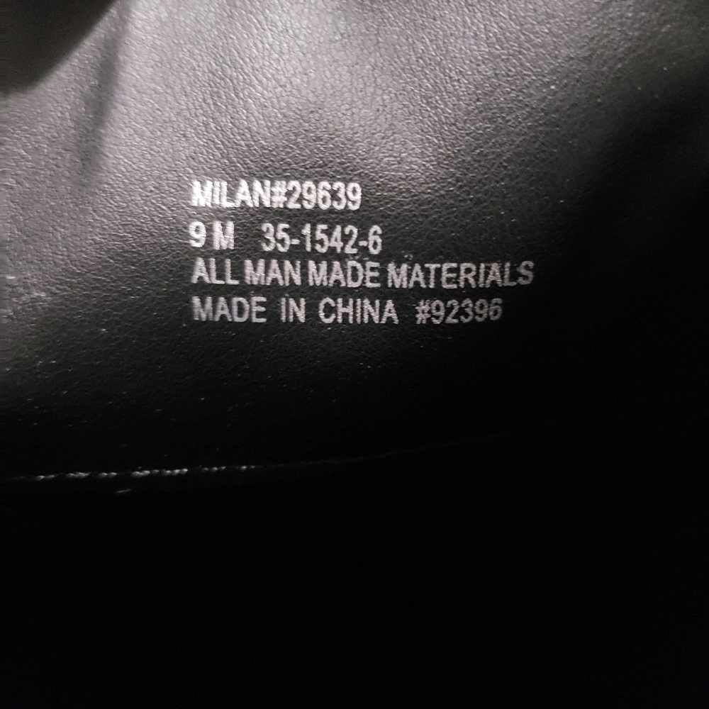 Knee high boots 👢